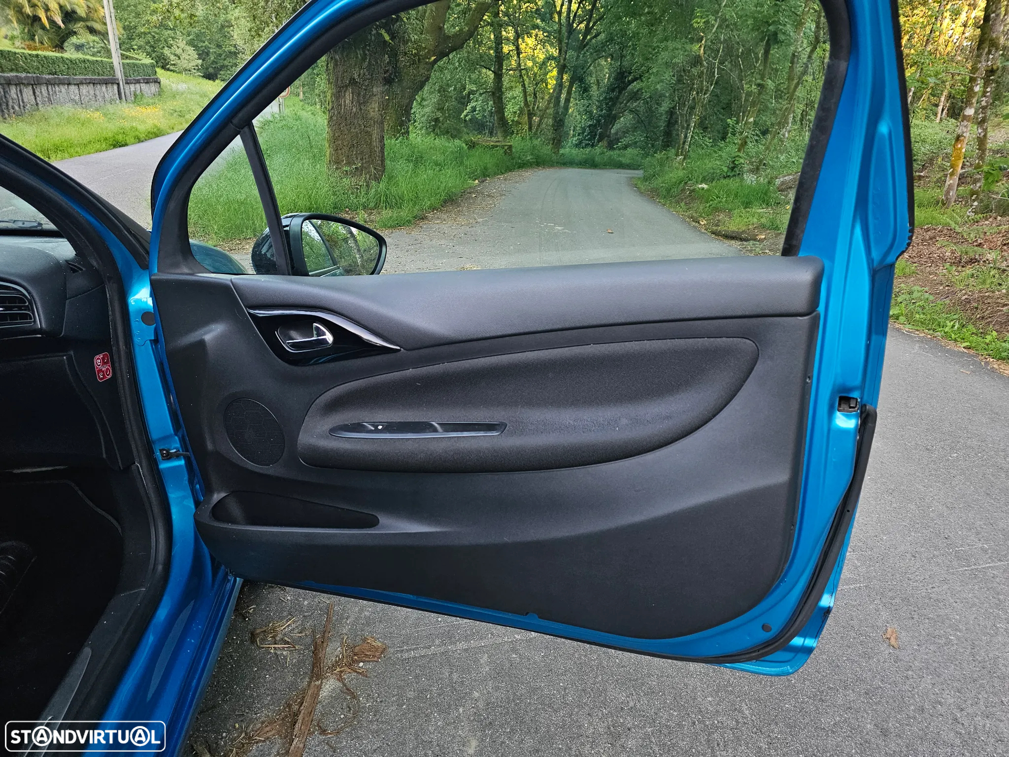 Citroën DS3 1.6 HDi Airdream So Chic - 19