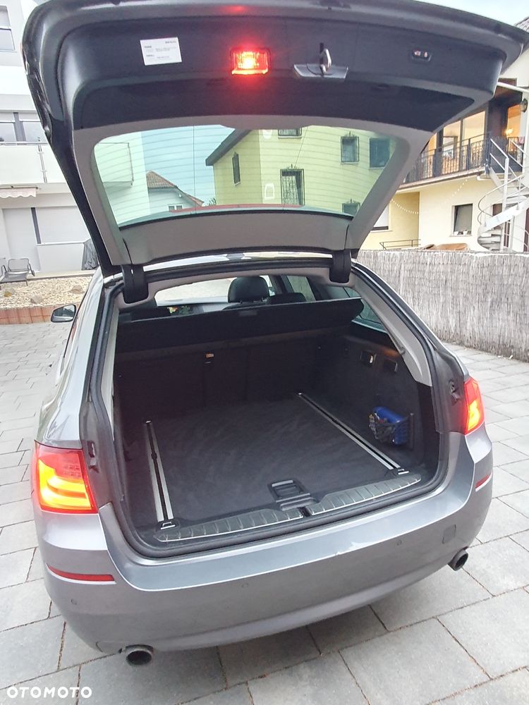BMW Seria 5 535d xDrive Sport-Aut Luxury Line - 16