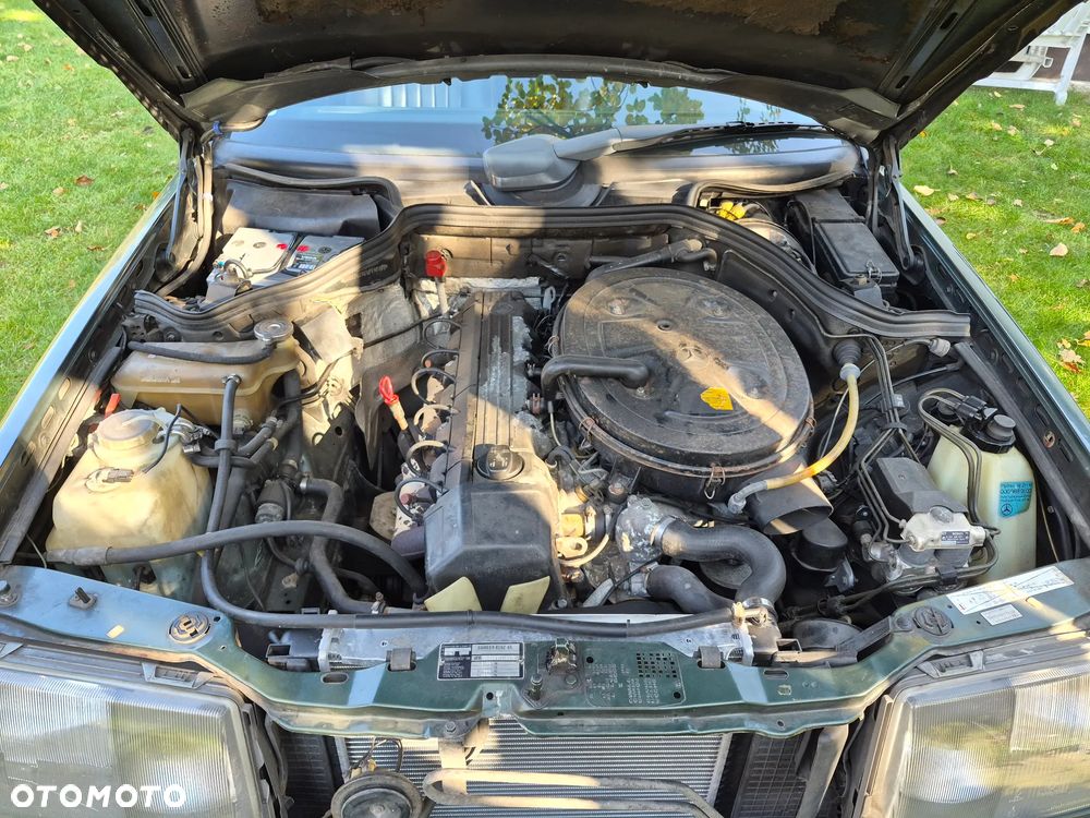 Mercedes-Benz W124 (1984-1993) - 11