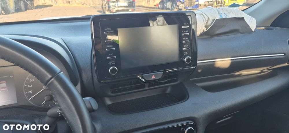 Toyota Yaris Hybrid 1.5 Executive - 24