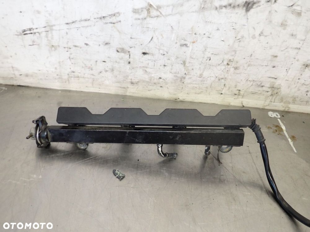 LISTWA WTRYSKOWA BMW E36 316I 1734355 - 4
