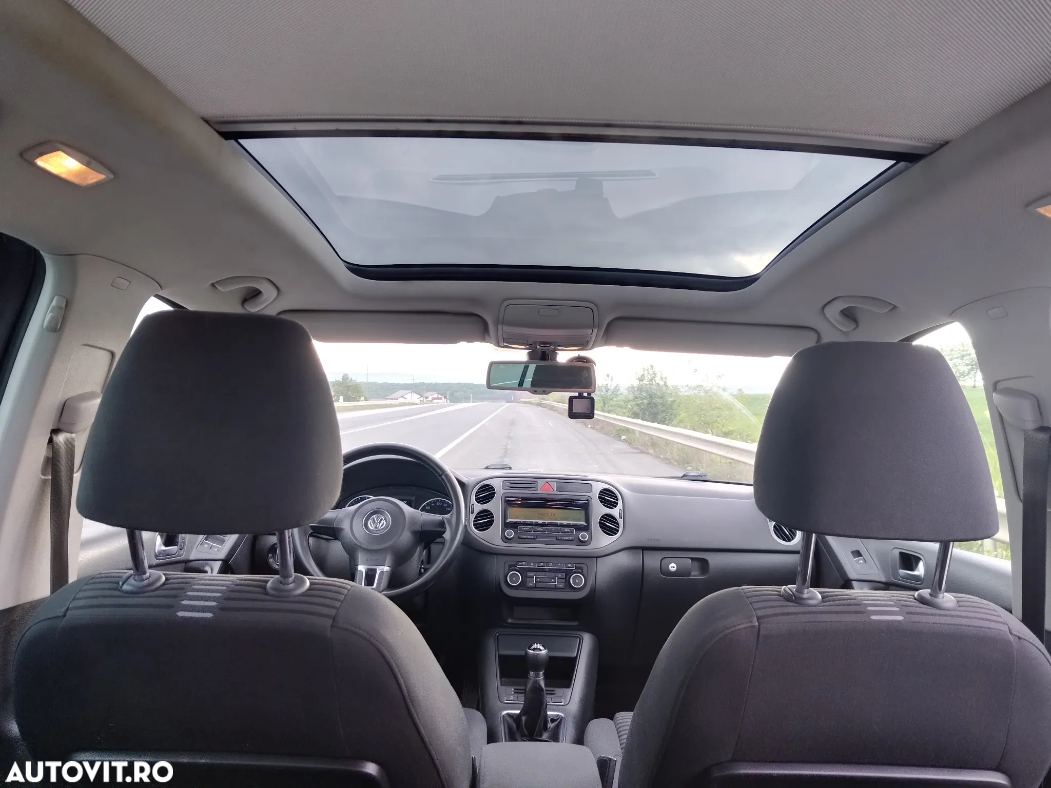 Volkswagen Tiguan - 9