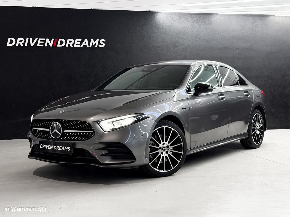 Mercedes-Benz A 250 Limousine e 8G-DCT AMG Line - 1
