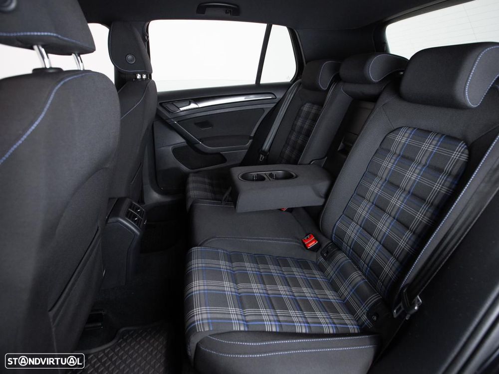 VW Golf 1.4 GTE Plug-in - 9