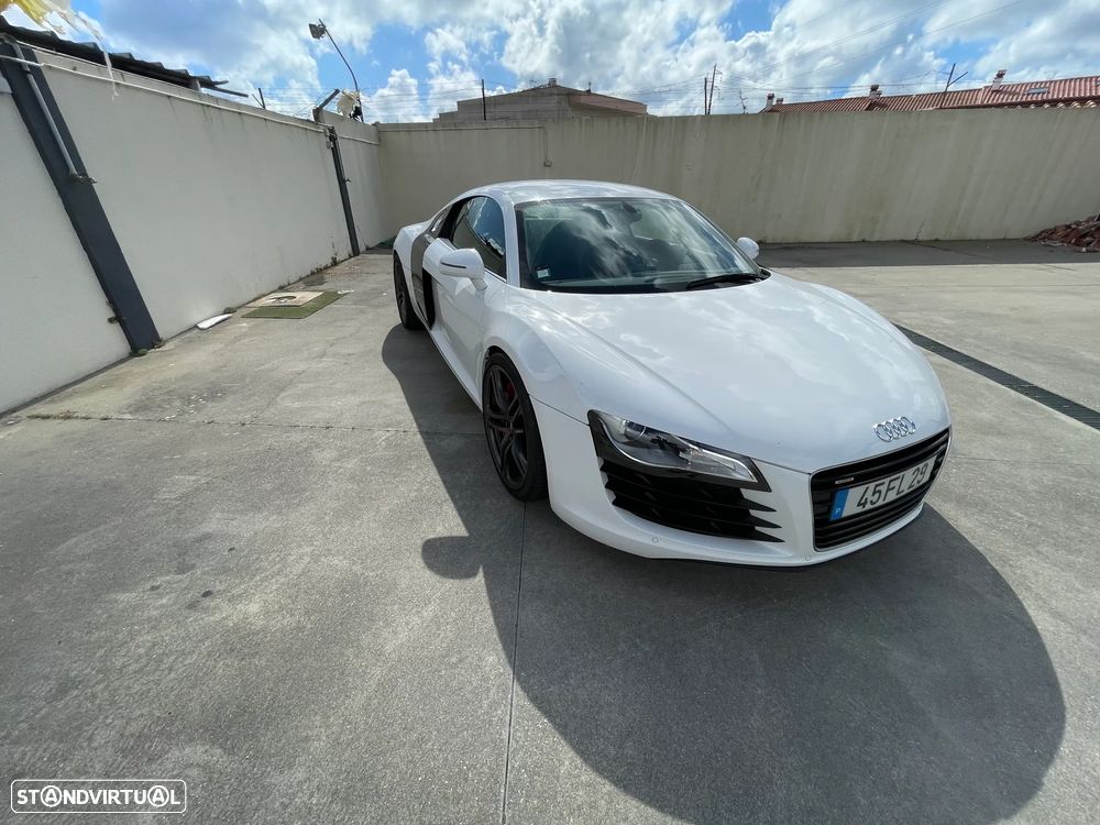 Audi R8 Coupé 4.2 FSI V8 quattro R-tronic - 2