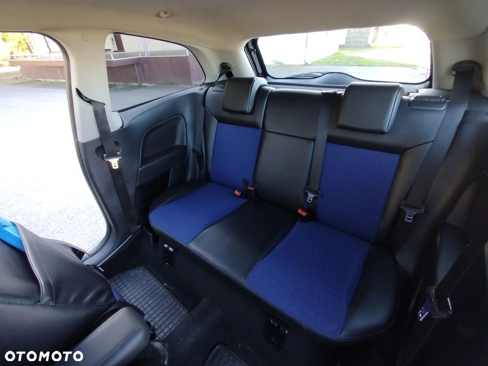 Ford Fiesta 1.3 Ambiente - 9