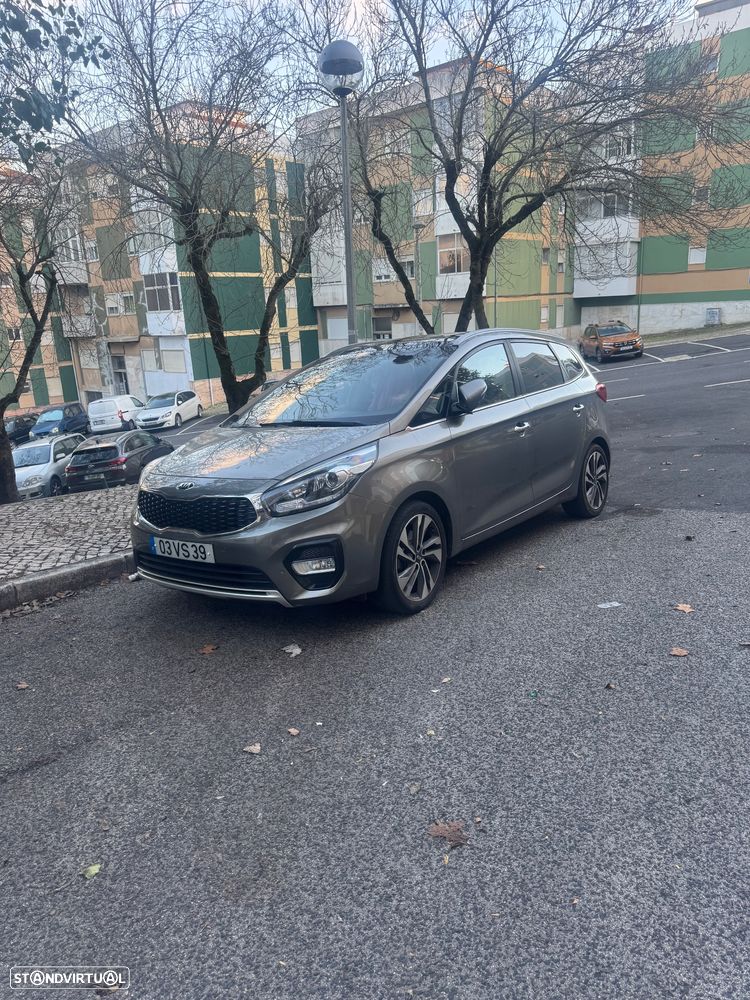 Kia Carens 1.7 CRDi ISG TX - 12
