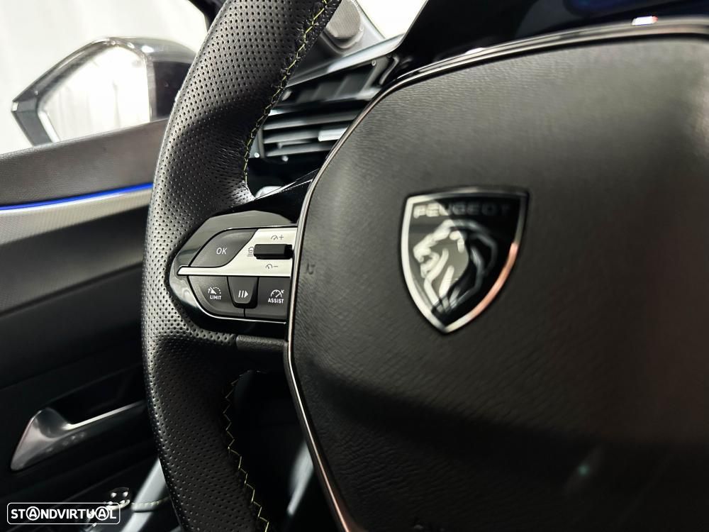 Peugeot 408 1.6 Hybrid GT e-EAT8 - 43