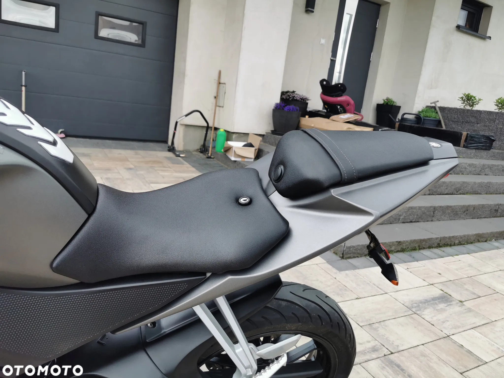 Yamaha YZF - 7
