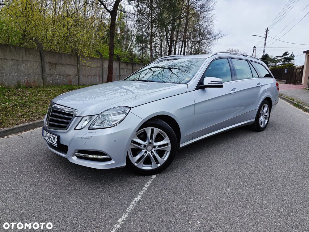 Mercedes-Benz Klasa E 200 CGI BlueEffICIENCY Avantgarde - 4