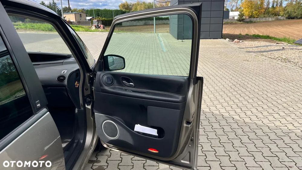 Renault Grand Espace 2.0 dCi Celsium - 28