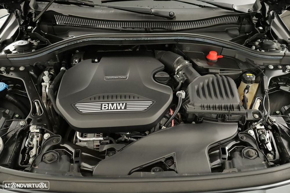 BMW 116 d Pack Desportivo M Auto - 24