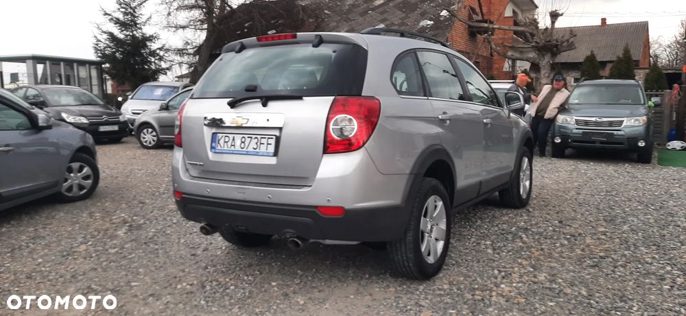 Chevrolet Captiva 2.4 2WD 7 Sitzer LS - 13