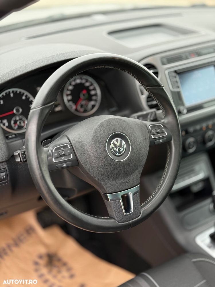 Volkswagen Tiguan 2.0 TDI SCR 4MOTION BlueMotion Technology DSG Lounge Sport & Style - 23