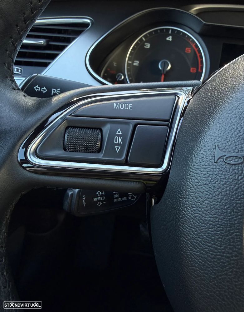 Audi A4 Avant 2.0 TDI Business Line S-line - 34