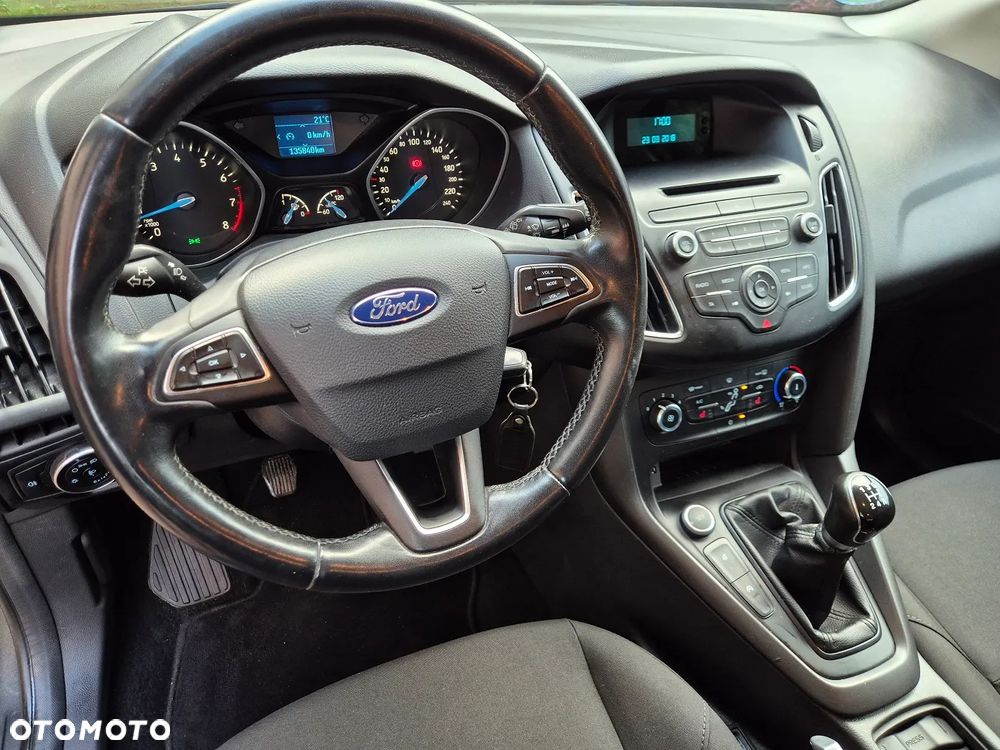 Ford Focus - 18