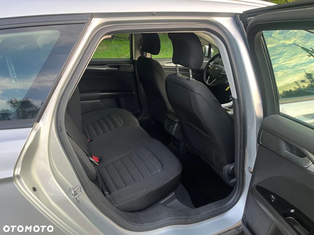 Ford Mondeo 1.5 TDCi ECOnetic Start-Stopp Business Edition - 11