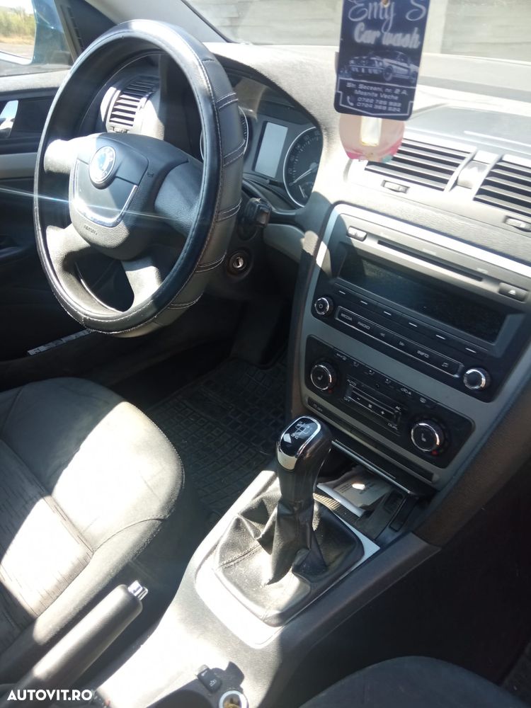 Skoda Octavia 1.6 TDI Drive - 5