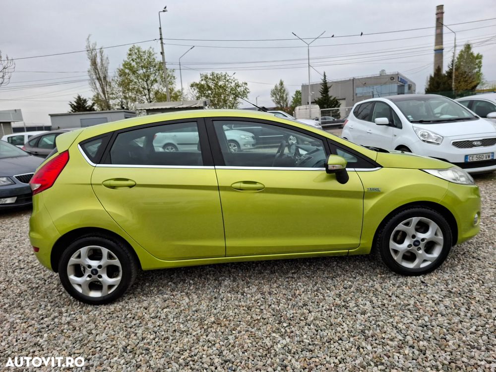 Ford Fiesta - 2
