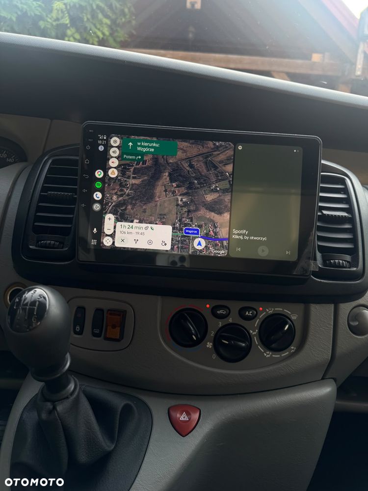 Renault Trafic - 19