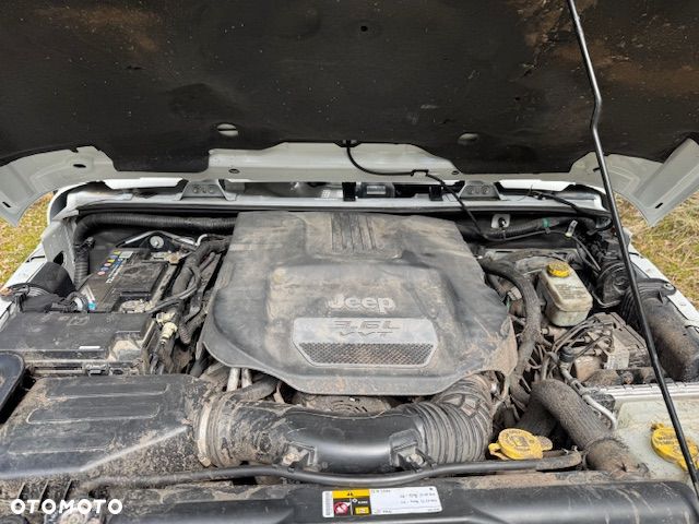 Jeep Wrangler Unlimited 3.6 Automatik Sahara - 8