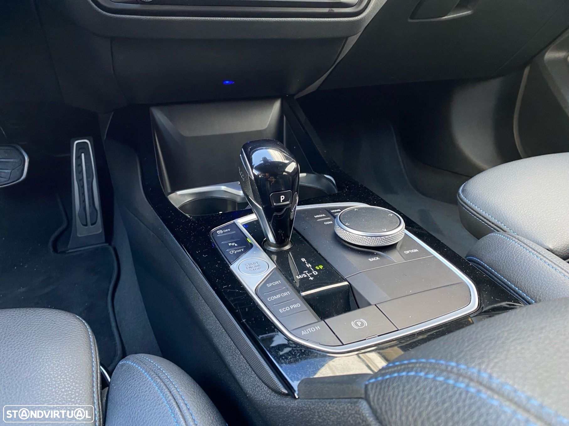 BMW 116 d Pack Desportivo M Auto - 11