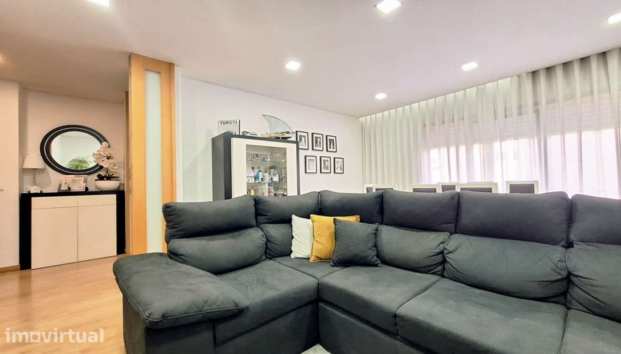Apartamento T2 inserido em condomínio com piscina, Póvoa de Varzim - Grande imagem: 2/22