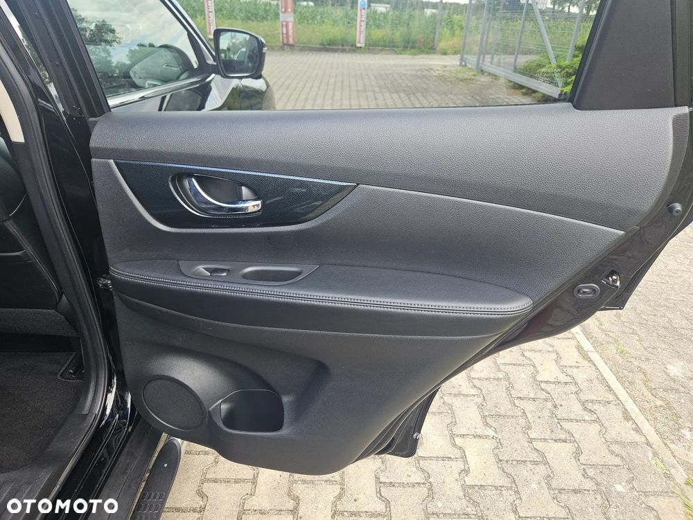 Nissan X-Trail 1.6 DIG-T Tekna - 22