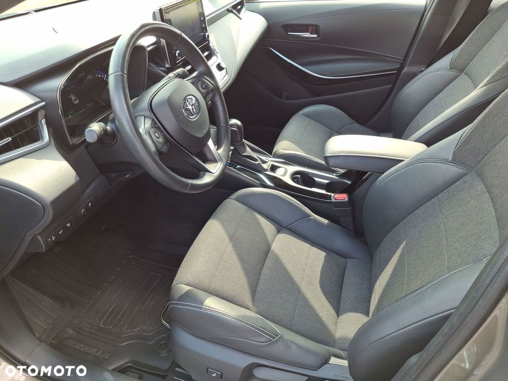 Toyota Corolla 2.0 Hybrid Comfort - 9