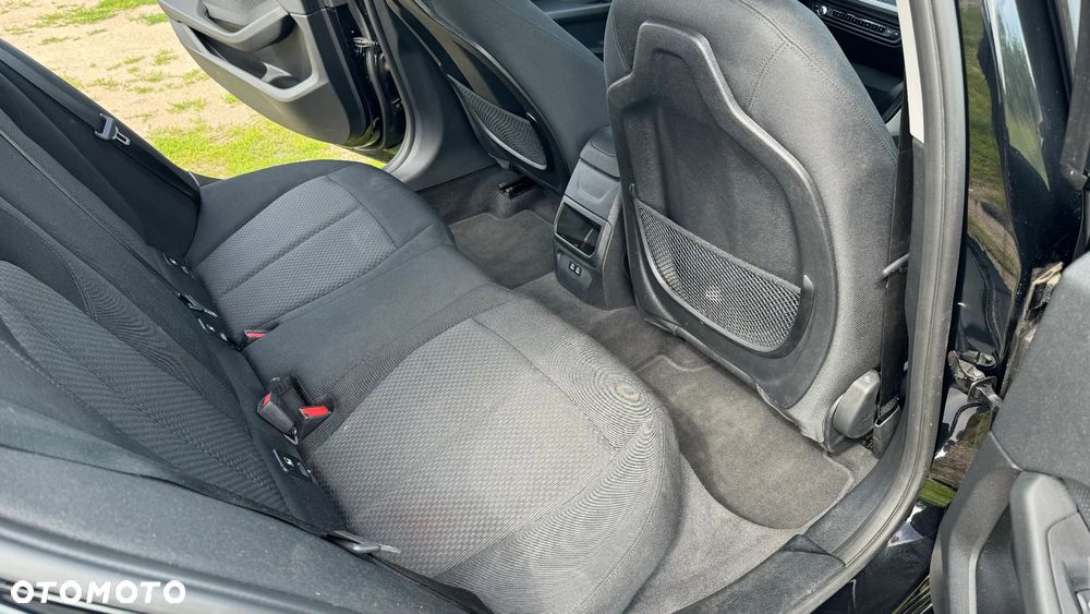 BMW Seria 1 118i Advantage - 22