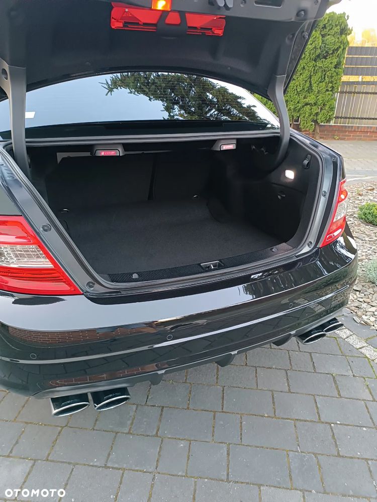 Mercedes-Benz Klasa C 63 AMG 7G-TRONIC SPORT EDITION - 7