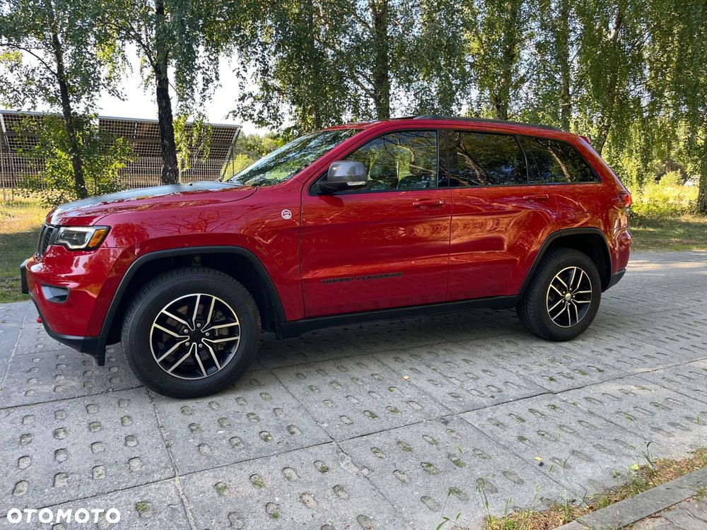 Jeep Grand Cherokee - 13