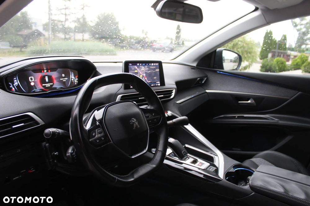Peugeot 5008 - 17