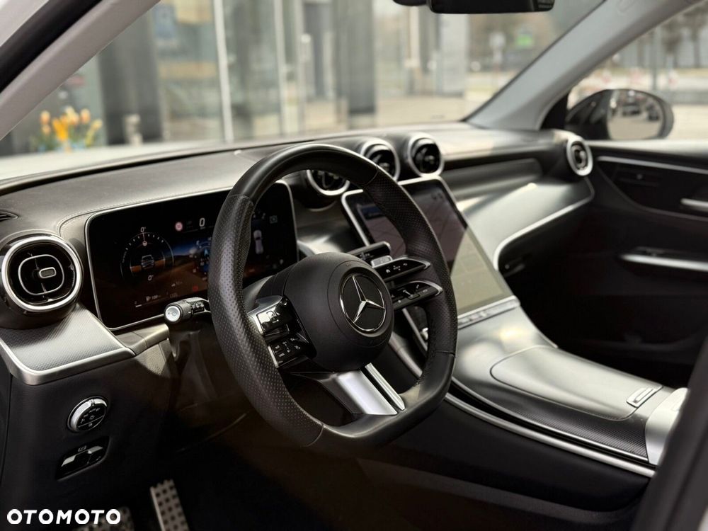 Mercedes-Benz GLC 200 mHEV 4-Matic AMG Line - 11