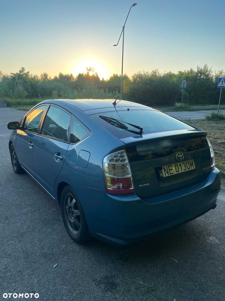 Toyota Prius - 2