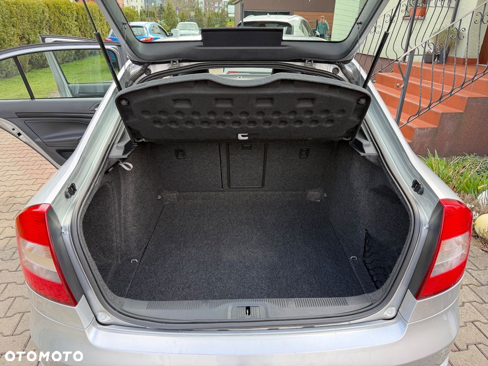 Skoda Octavia 2.0 TSI RS - 22