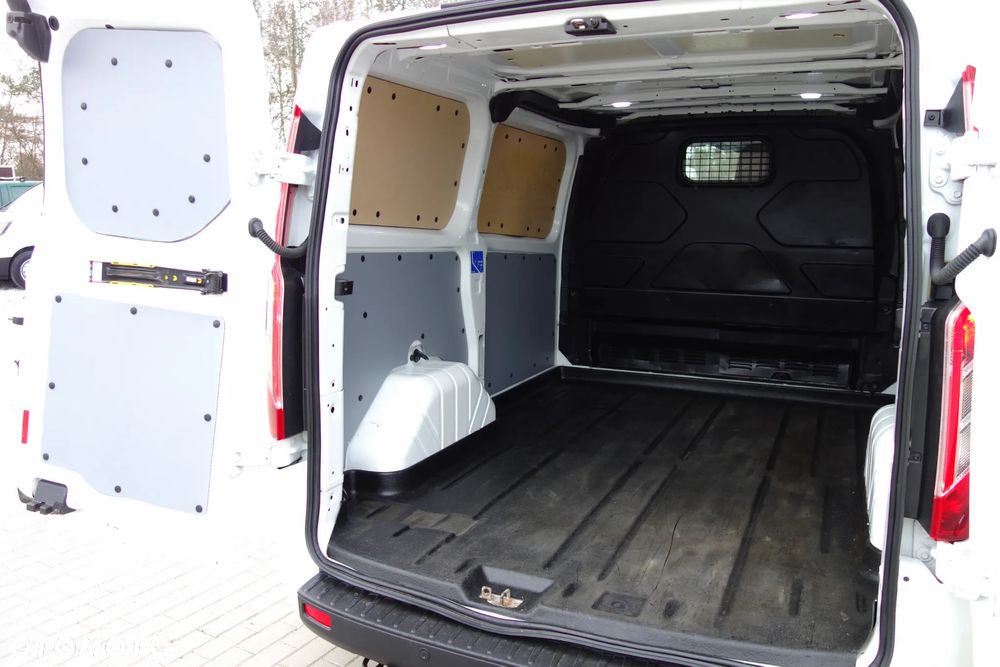 Ford Transit Custom Automat 2.0 Ecoblue 130 KM L1H1 Klima - 10