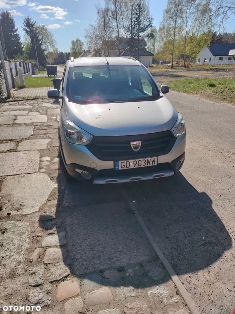 Dacia Lodgy 1.5 dCi Stepway - 1