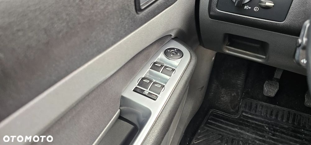 Ford Focus 1.6 Ti-VCT Titanium - 25