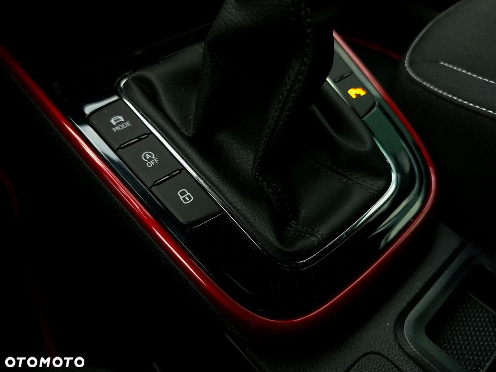 Skoda Fabia 1.0 TSI Monte Carlo - 22