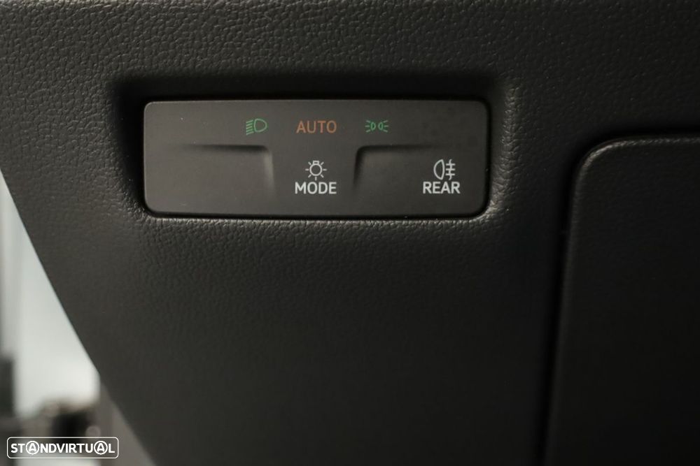 VW Passat Variant 1.5 TSI eHybrid DSG - 18