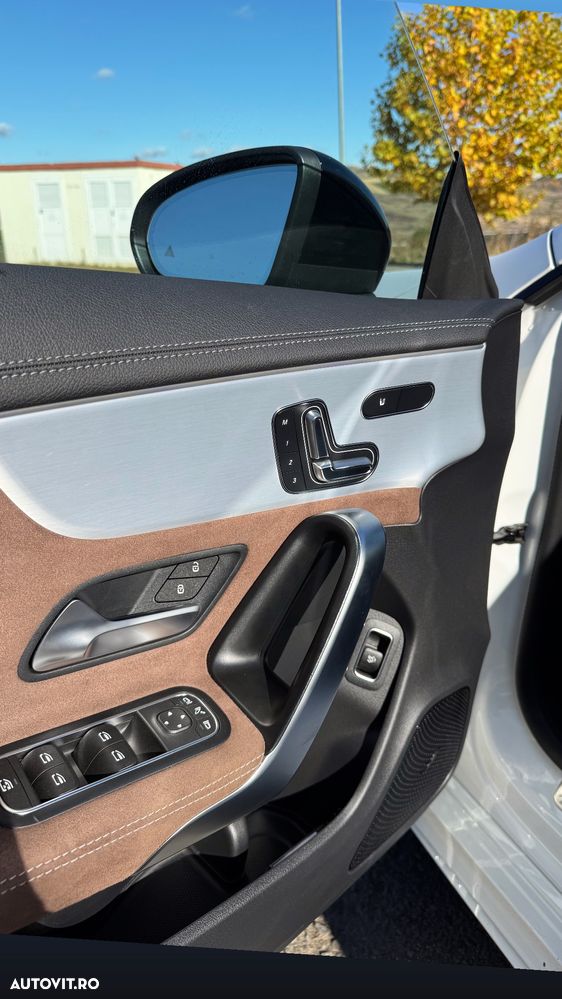 Mercedes-Benz CLA 250 4Matic 7G-DCT AMG Line - 16