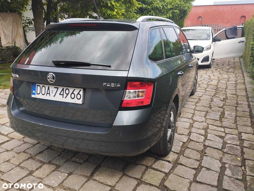 Skoda Fabia - 3