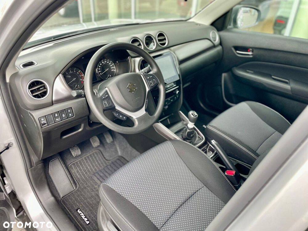 Suzuki Vitara - 12