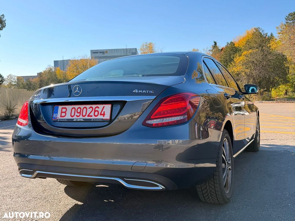 Mercedes-Benz C 200 4MATIC 7G-TRONIC - 28