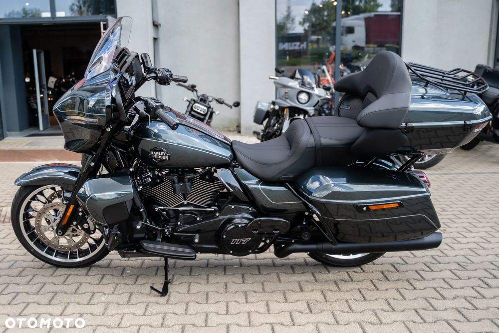 Harley-Davidson Touring Street Glide - 3
