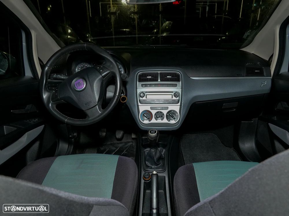 Fiat Grande Punto 1.3 M-Jet Emotion 854 - 11