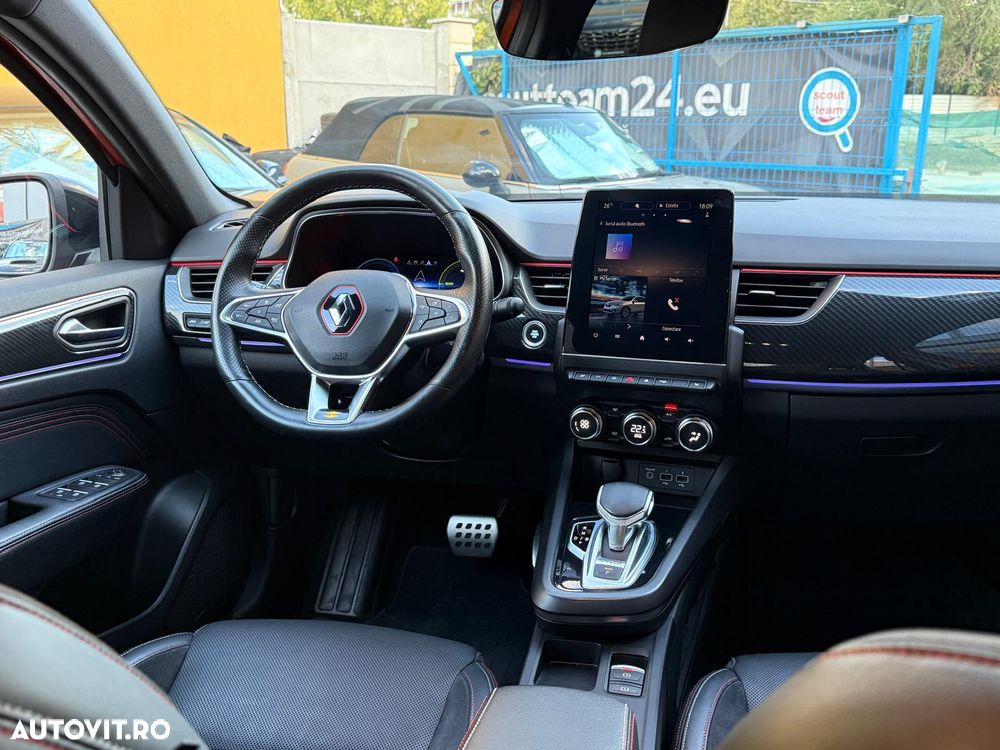 Renault Arkana E-TECH RS Line - 12