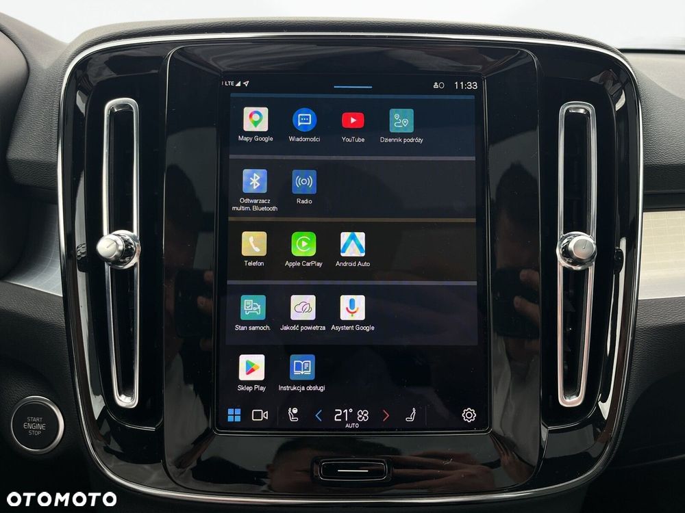Volvo XC 40 B3 Ultra Dark - 23
