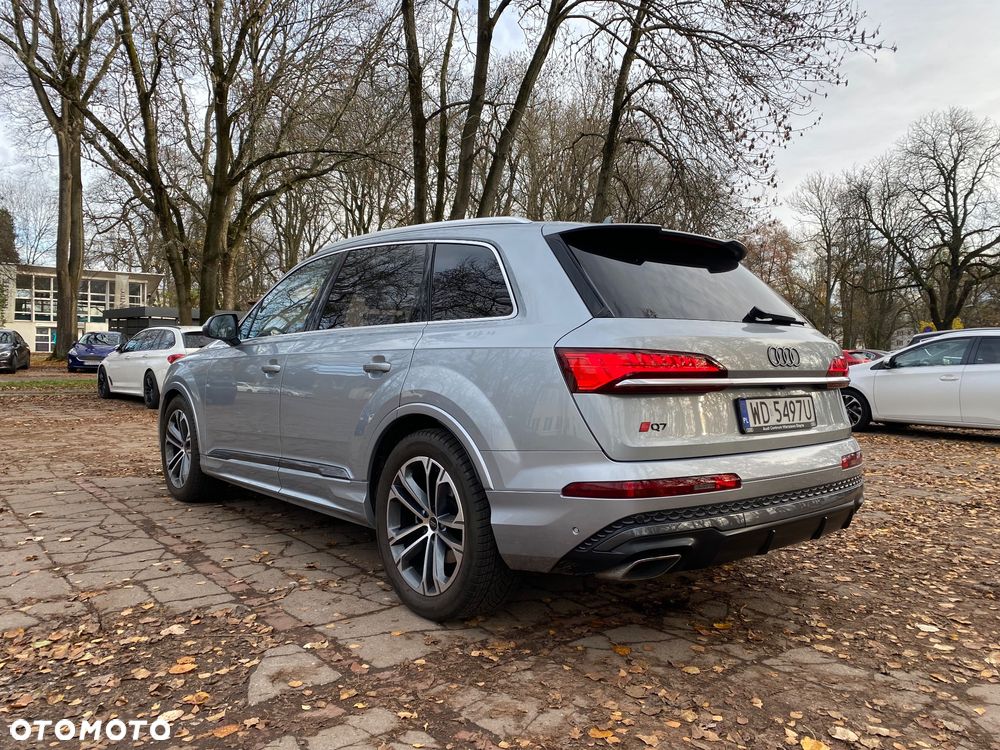 Audi Q7 - 4